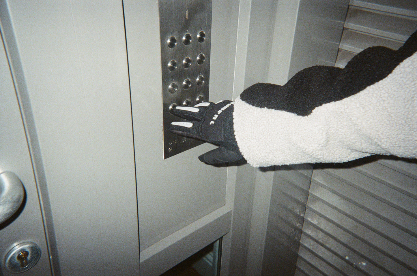 HEIST GLOVES